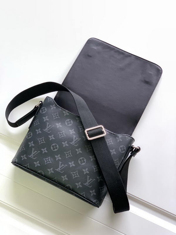 LV Handbags AAAA(Men)-176
