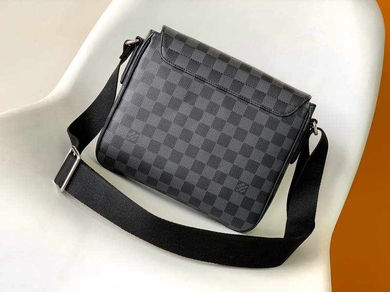 LV Handbags AAAA(Men)-180