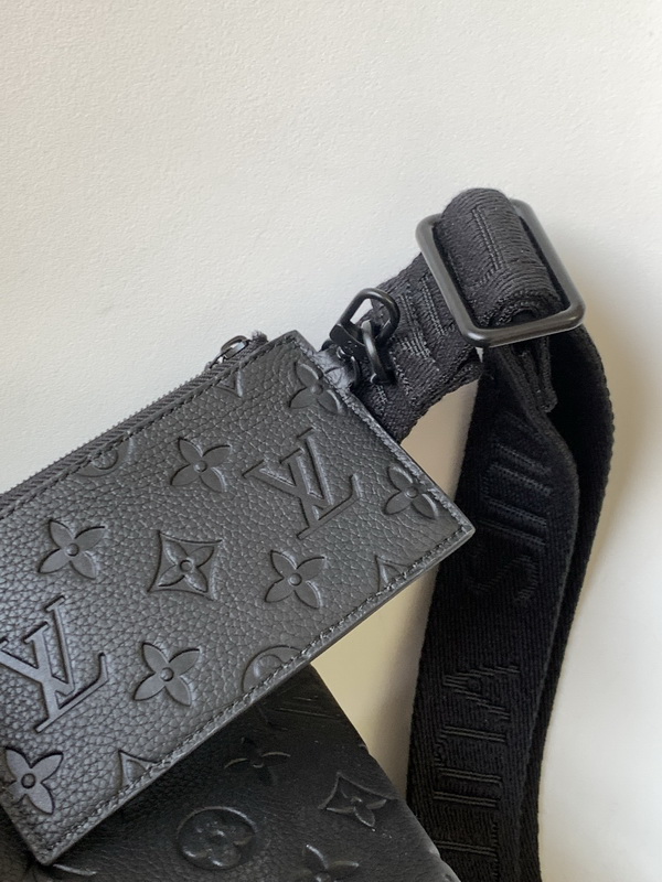 LV Handbags AAAA(Men)-181