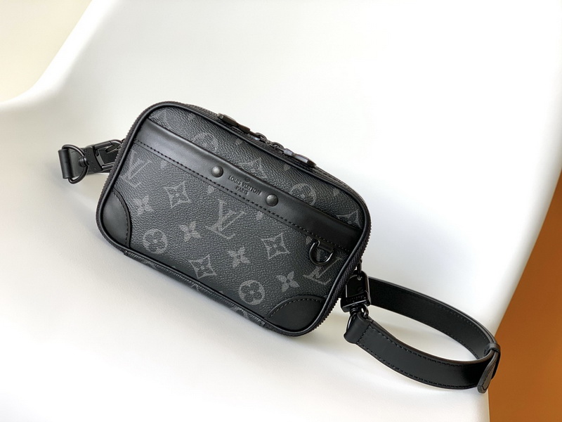 LV Handbags AAAA(Men)-185