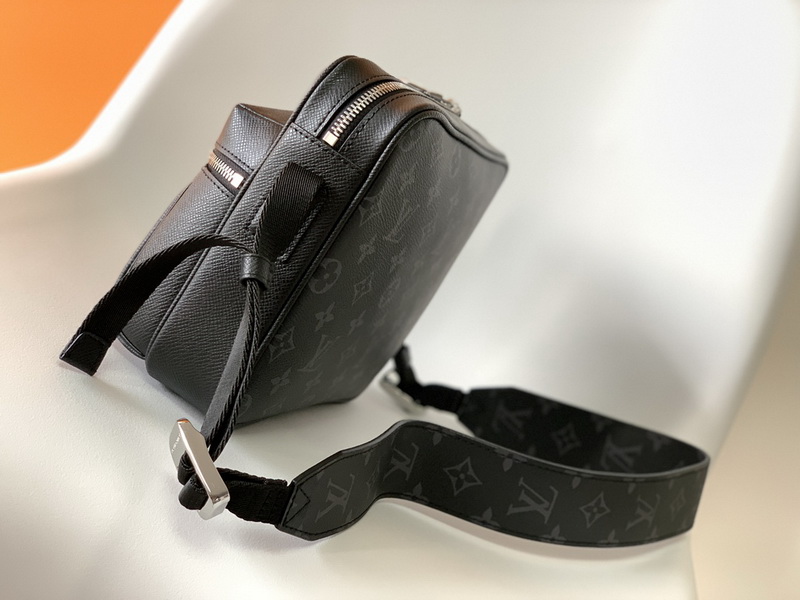 LV Handbags AAAA(Men)-190