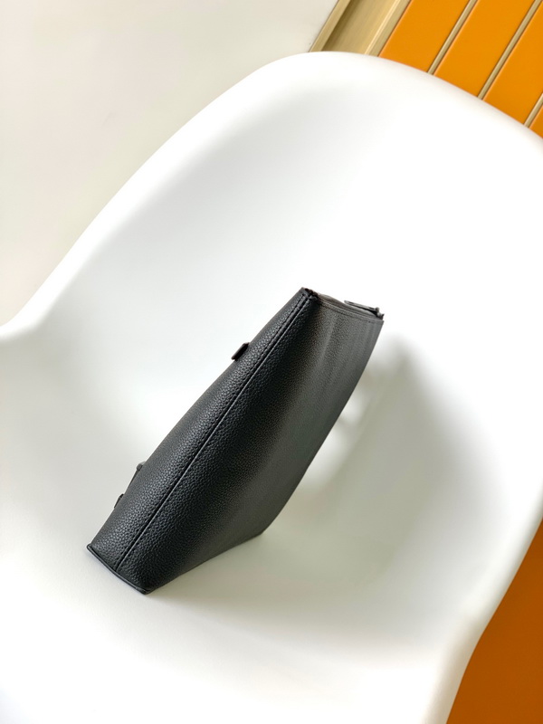 LV Handbags AAAA(Men)-191