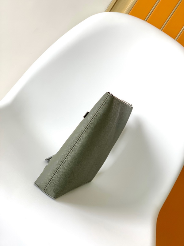 LV Handbags AAAA(Men)-192