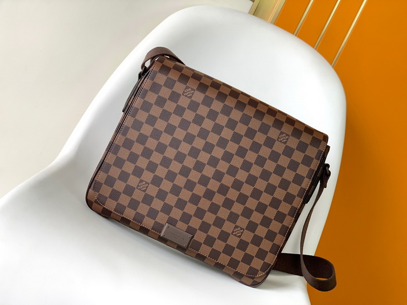 LV Handbags AAAA(Men)-198
