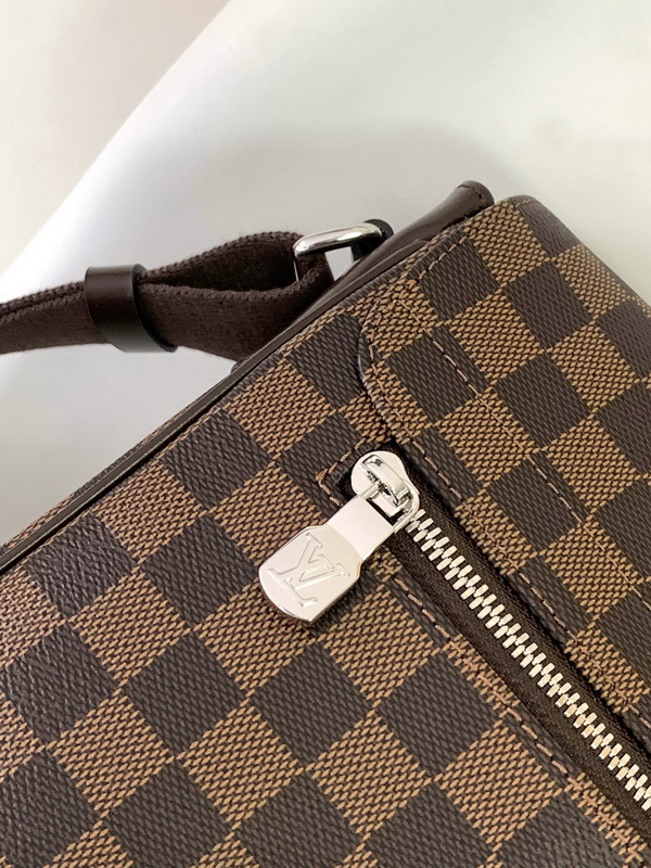 LV Handbags AAAA(Men)-200
