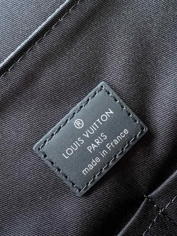 LV Handbags AAA(Men)-211