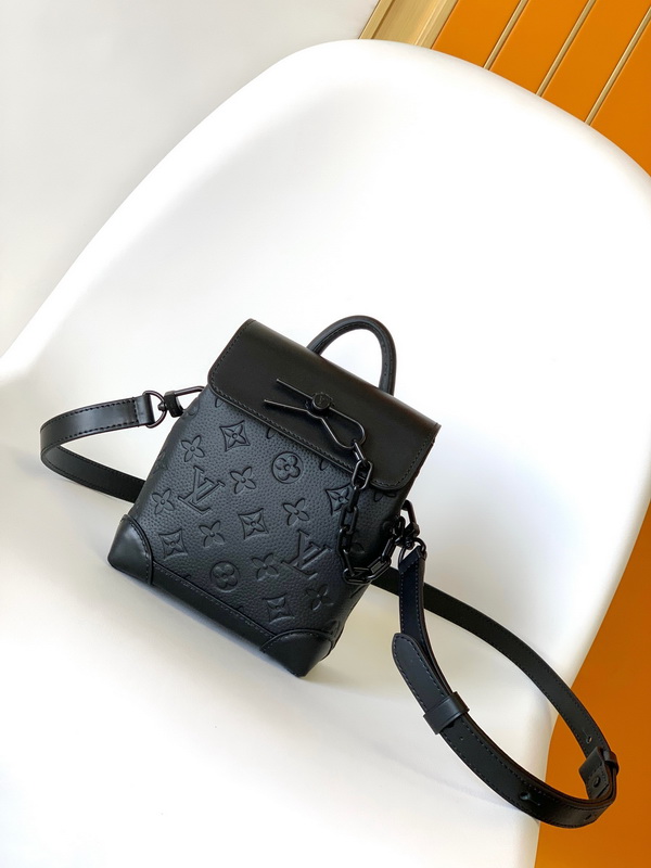 LV Handbags AAA(Men)-223