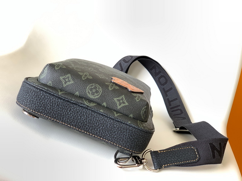 LV Handbags AAA(Men)-230