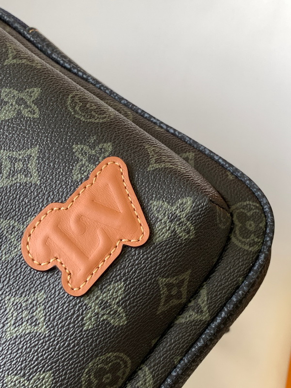 LV Handbags AAA(Men)-230