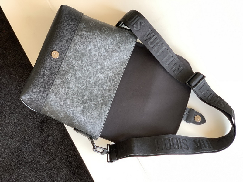 LV Handbags AAA(Men)-237