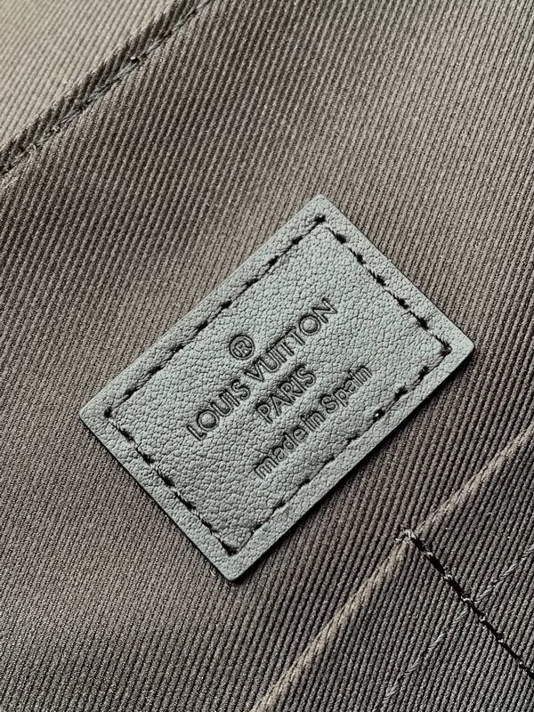 LV Handbags AAA(Men)-237