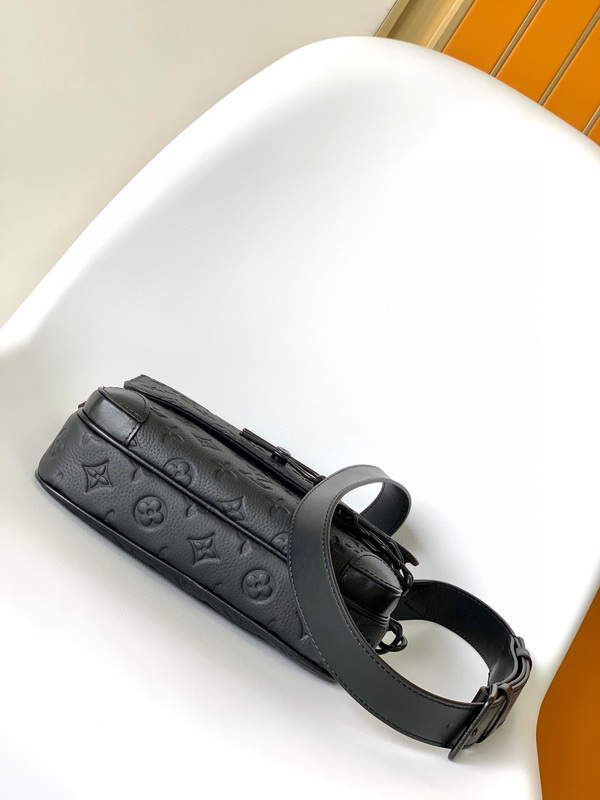 LV Handbags AAA(Men)-244