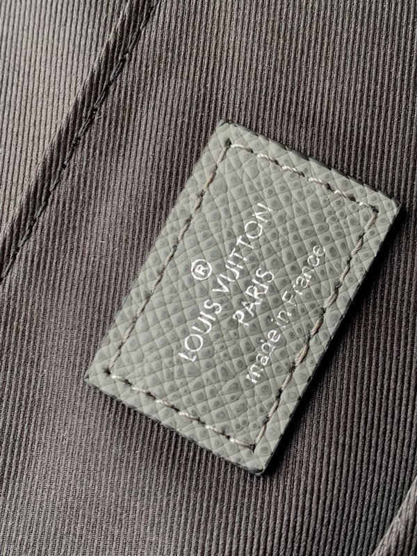 LV Handbags AAA(Men)-250