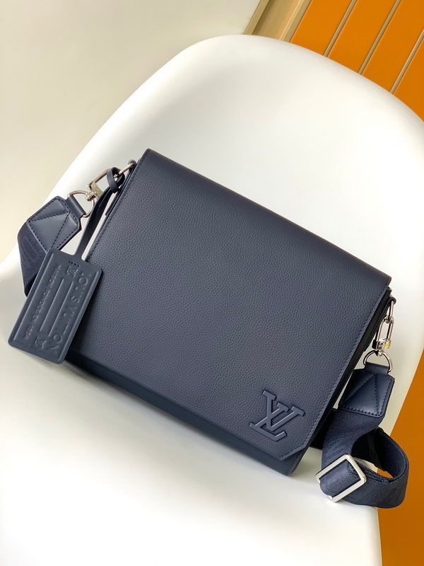 LV Handbags AAA(Men)-256