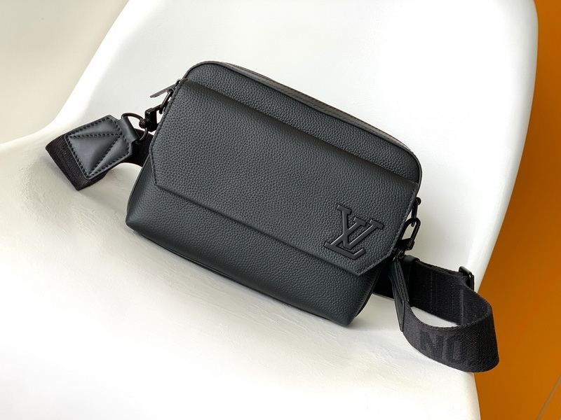 LV Handbags AAA(Men)-267