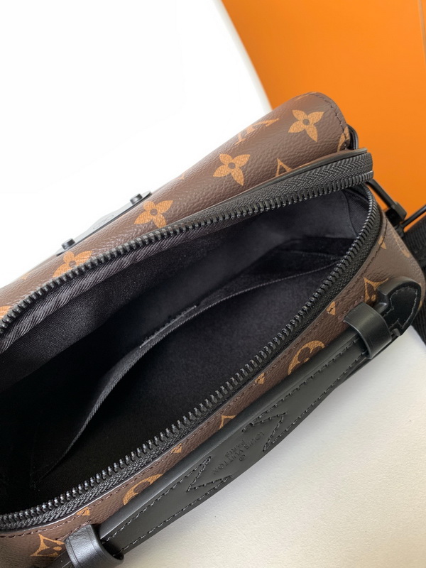 LV Handbags AAA(Women)-565