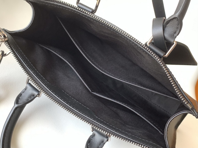 LV Handbags AAA(Women)-617