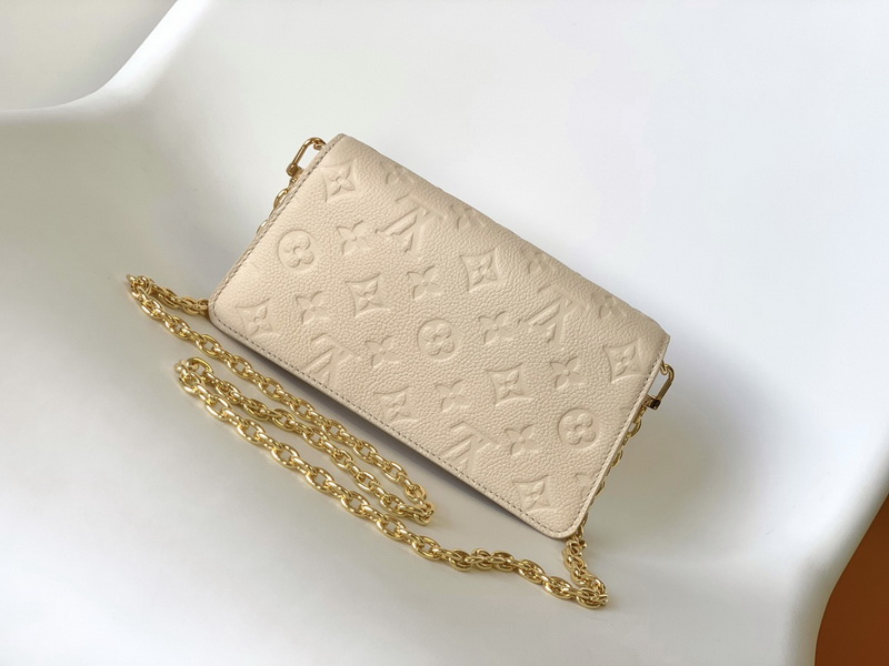 LV Handbags AAA(Women)-630