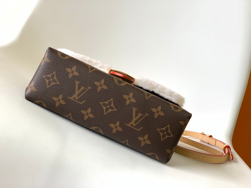 LV Handbags AAA(Women)-632