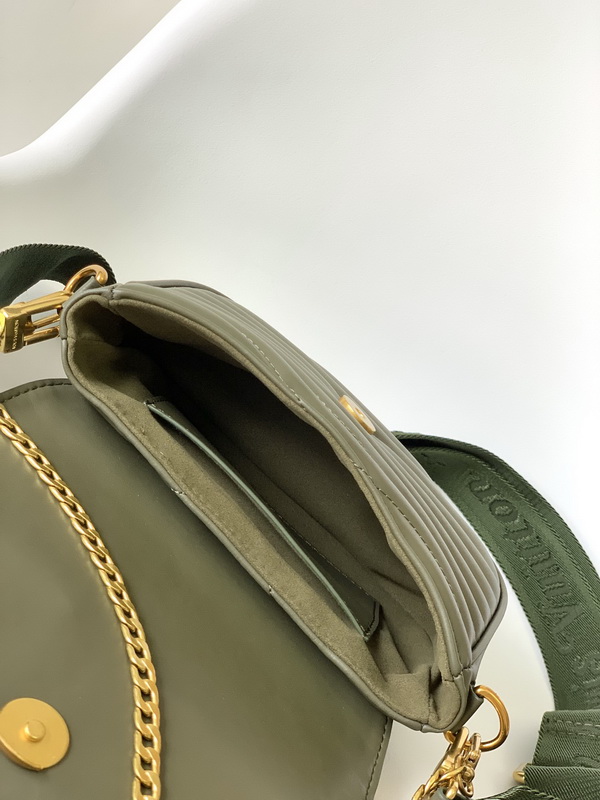 LV Handbags AAA(Women)-657