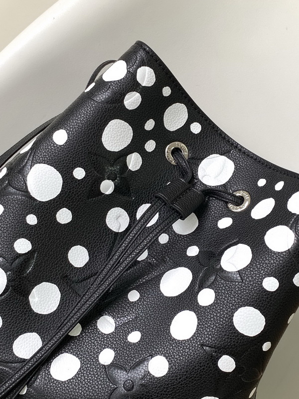 LV Handbags AAA(Women)-669