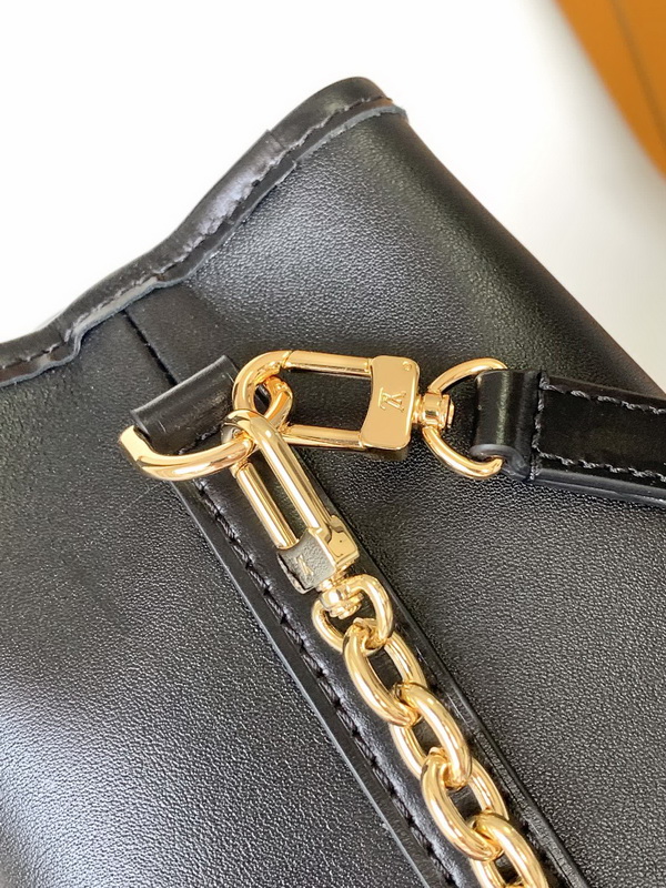 LV Handbags AAA(Women)-671