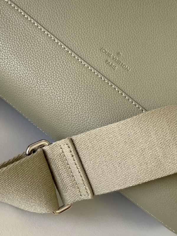 LV Handbags AAA(Women)-681