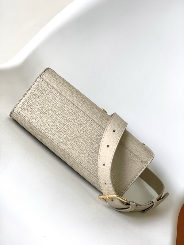 LV Handbags AAA(Women)-713