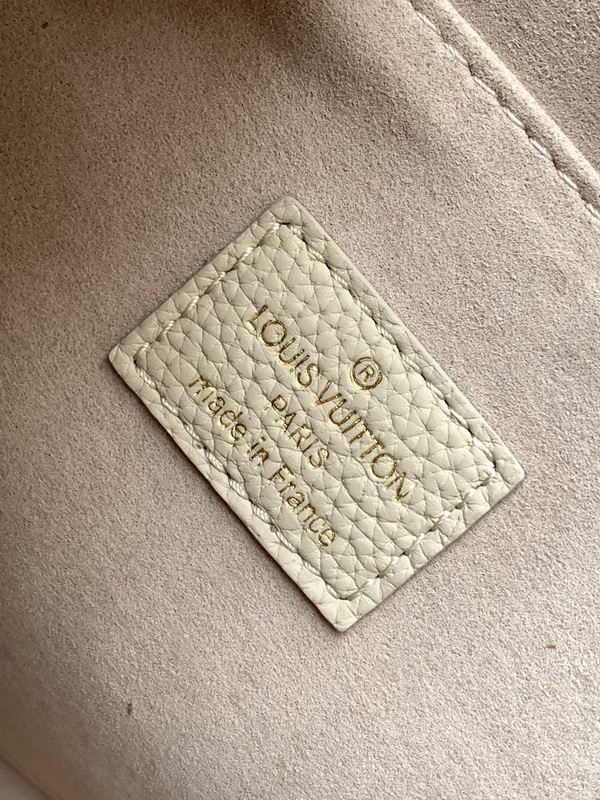 LV Handbags AAA(Women)-713