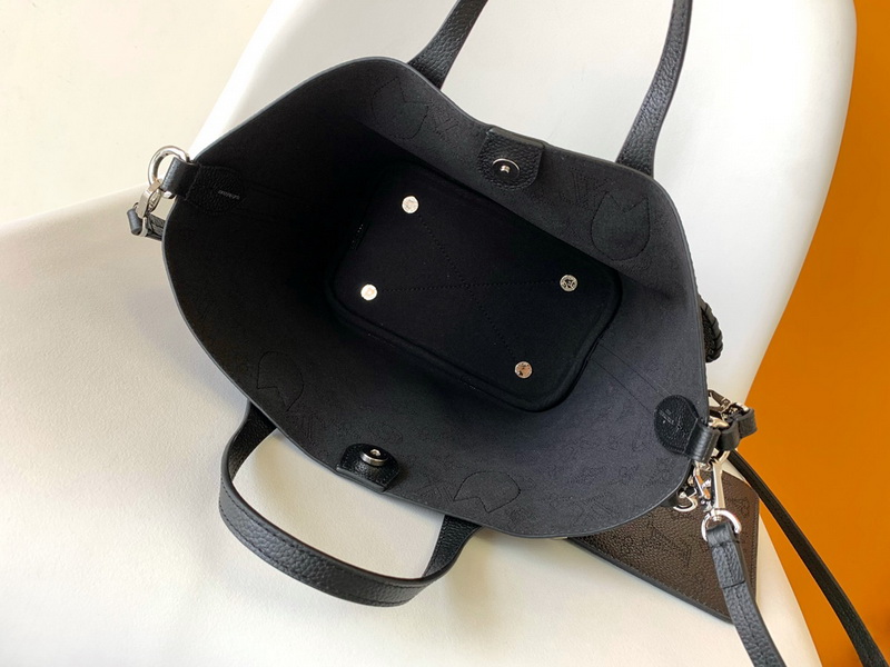 LV Handbags AAA(Women)-747