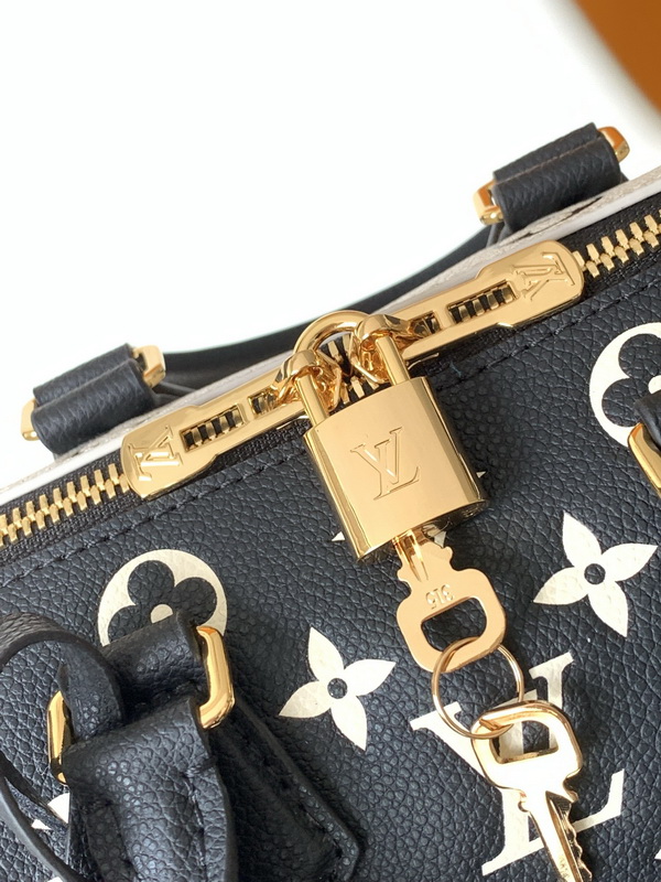 LV Handbags AAA(Women)-814