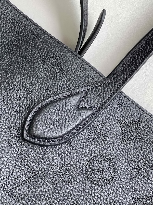 LV Handbags AAA(Women)-818