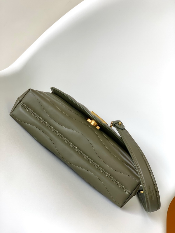 LV Handbags AAA(Women)-819