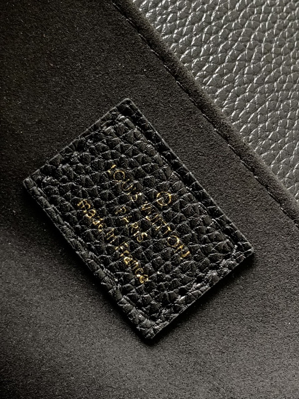 LV Handbags AAA(Women)-823