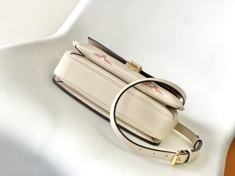 LV Handbags AAA(Women)-839