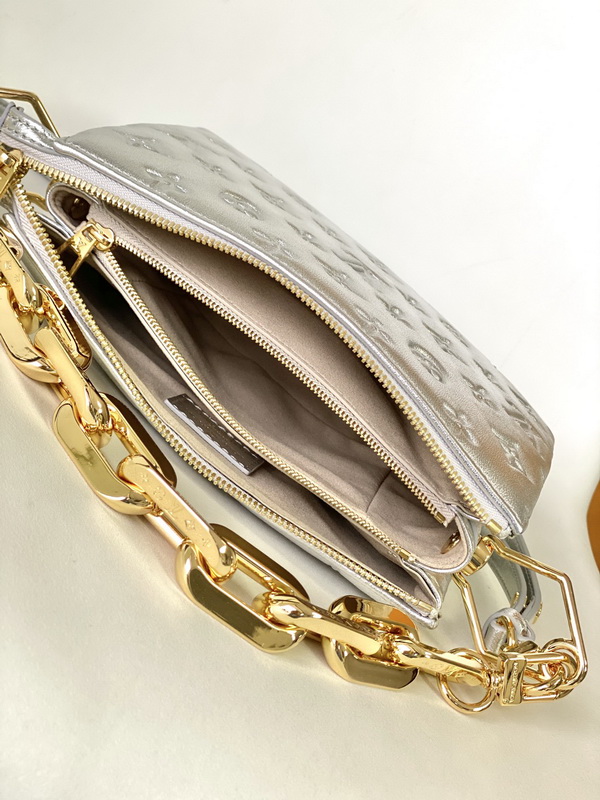 LV Handbags AAA(Women)-907