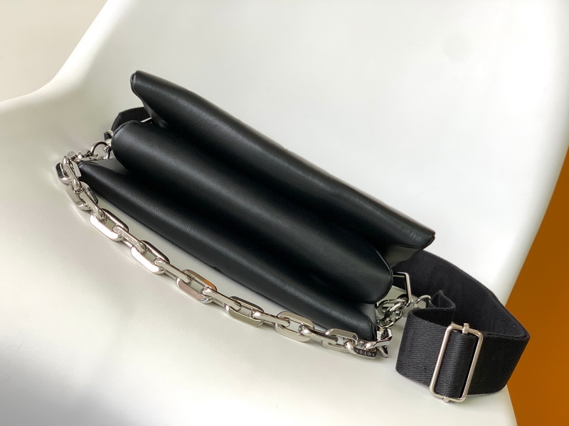 LV Handbags AAA(Women)-926