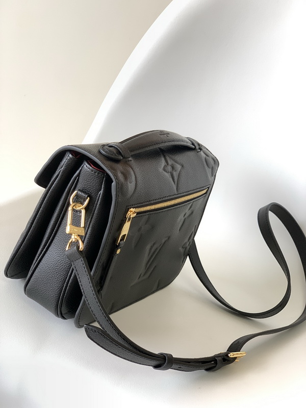 LV Handbags AAA(Women)-985