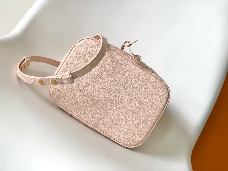 LV Handbags AAA(Women)-1565