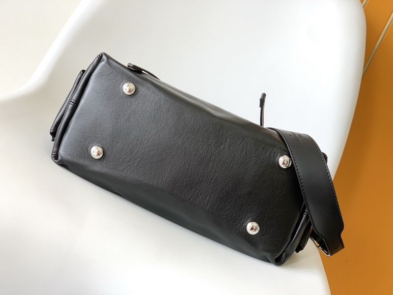 LV Handbags AAA(Women)-1980