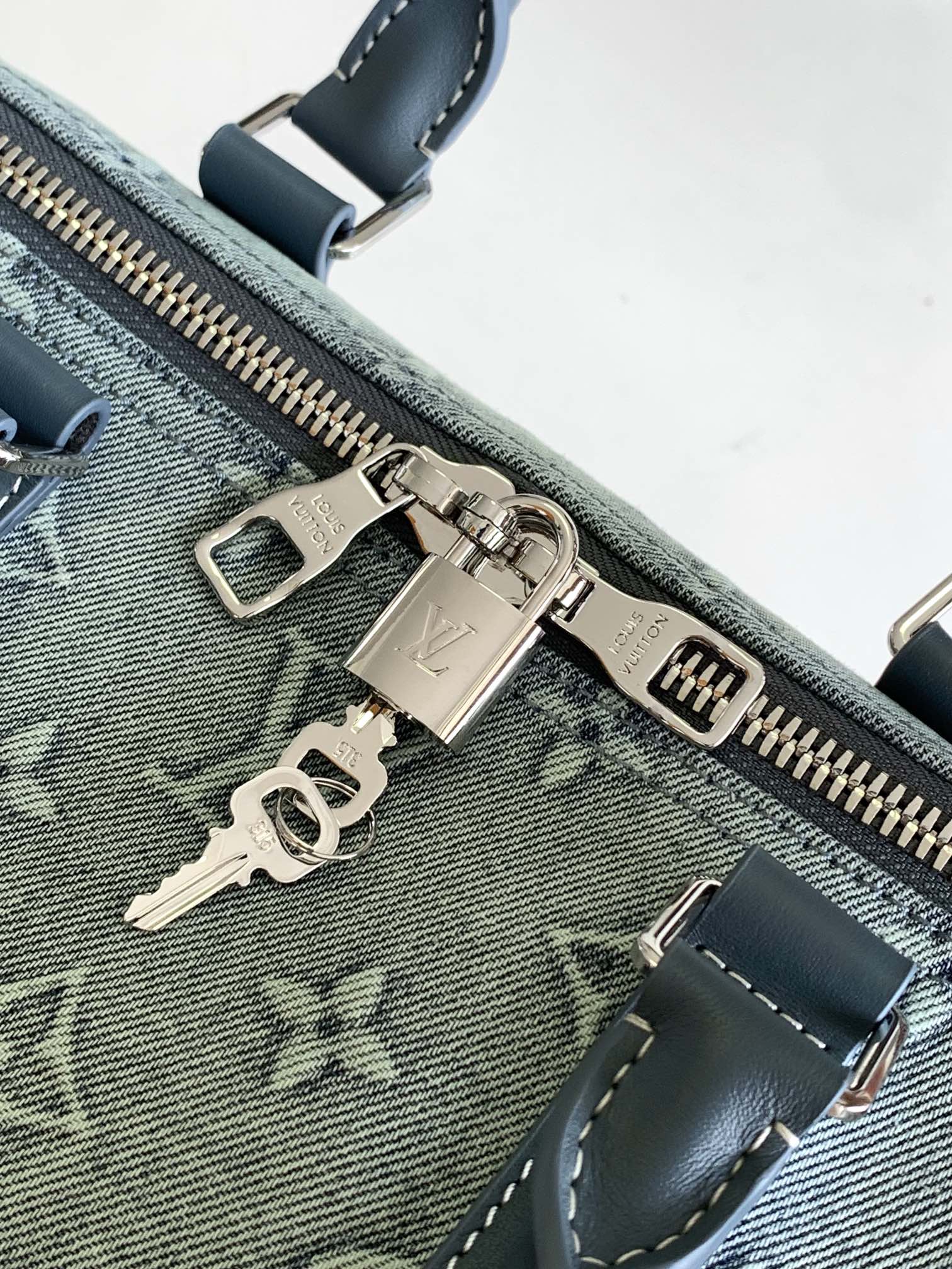 LV Luggage Bag(AAA)-084