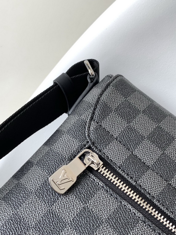 LV Handbags AAA(Men)-286