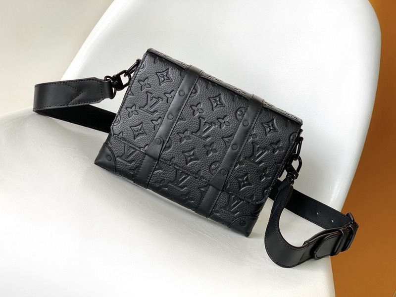 LV Handbags AAA(Men)-301