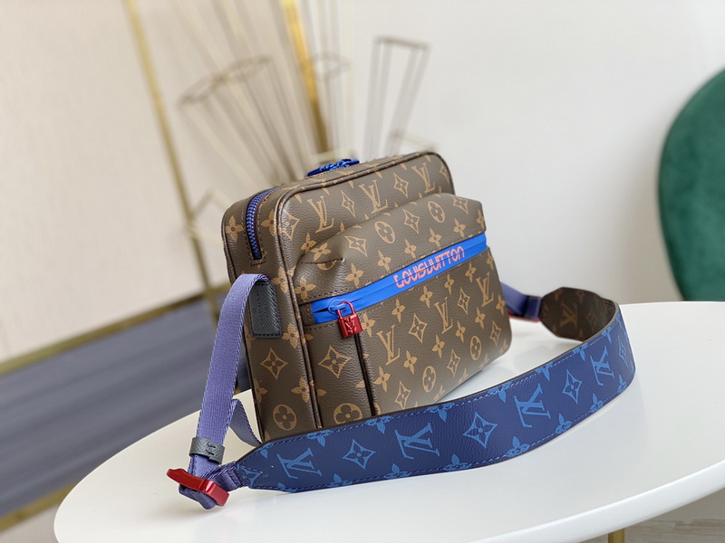 LV Handbags AAA(Men)-317