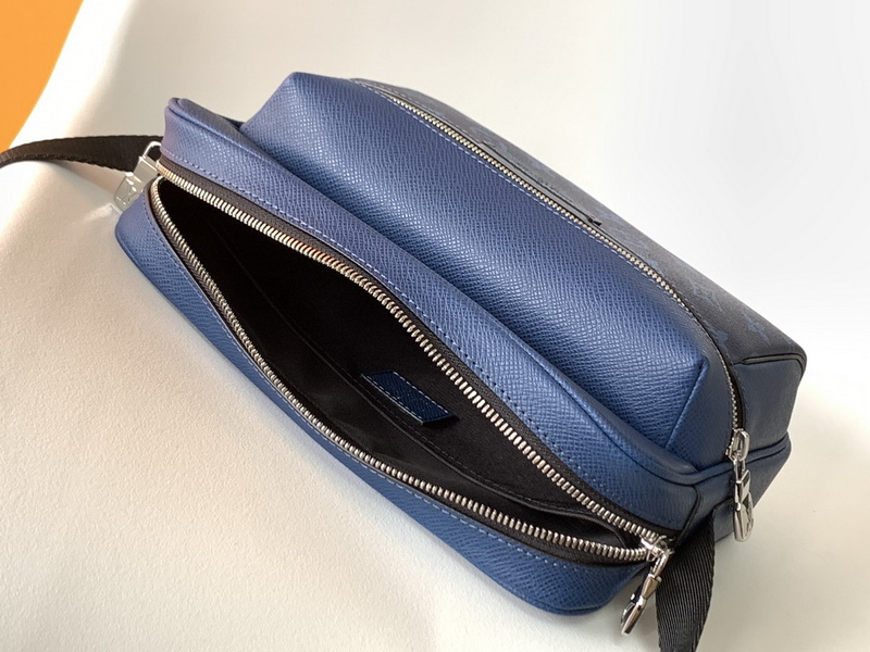 LV Handbags AAA(Men)-320