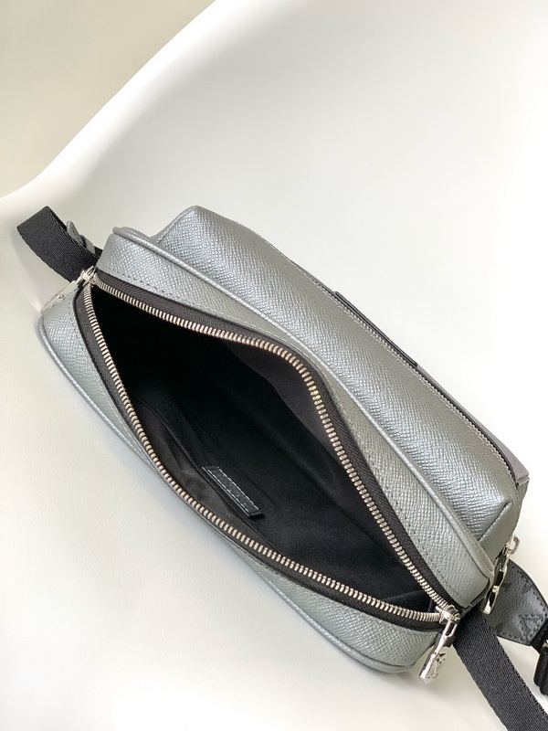 LV Handbags AAA(Men)-322