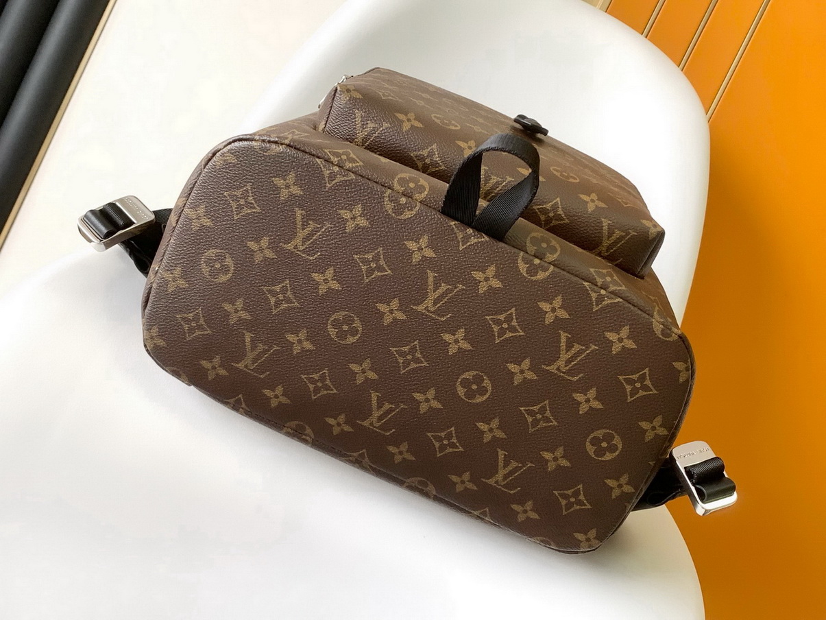 LV Backpack(AAA)-157