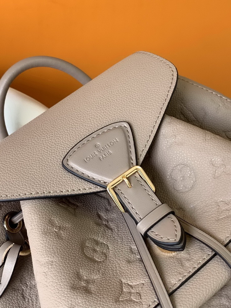 LV Backpack(AAA)-165