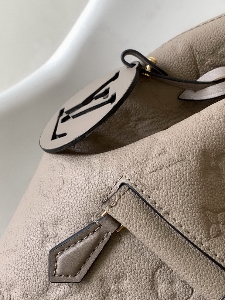 LV Backpack(AAA)-165