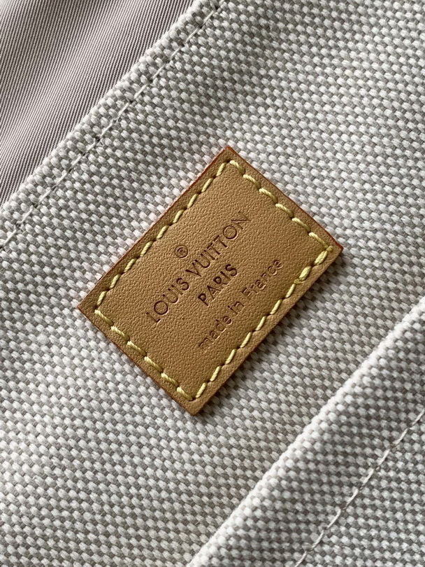 LV Backpack(AAA)-188